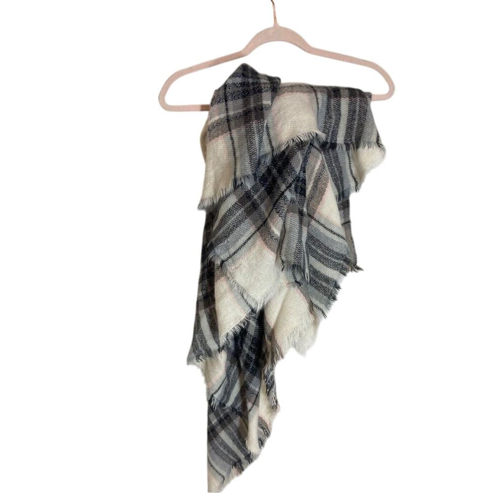 Steve Madden  Slavic Gingham One Size Plaid Blanket Scarf